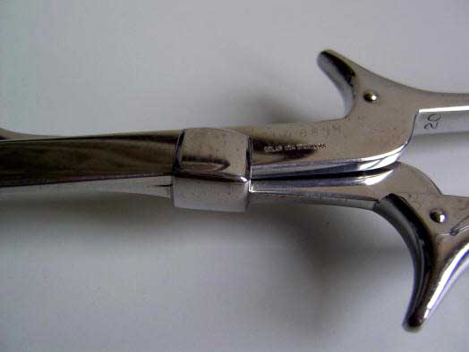 Kiellandi's closing forceps 1